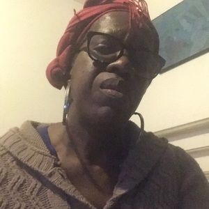 Meet your Posher, Paulette